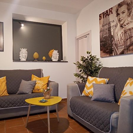 Zisa Home Ai Cantieri Culturali-Facile Posteggio In Strada No Ticket Palermo Zewnętrze zdjęcie