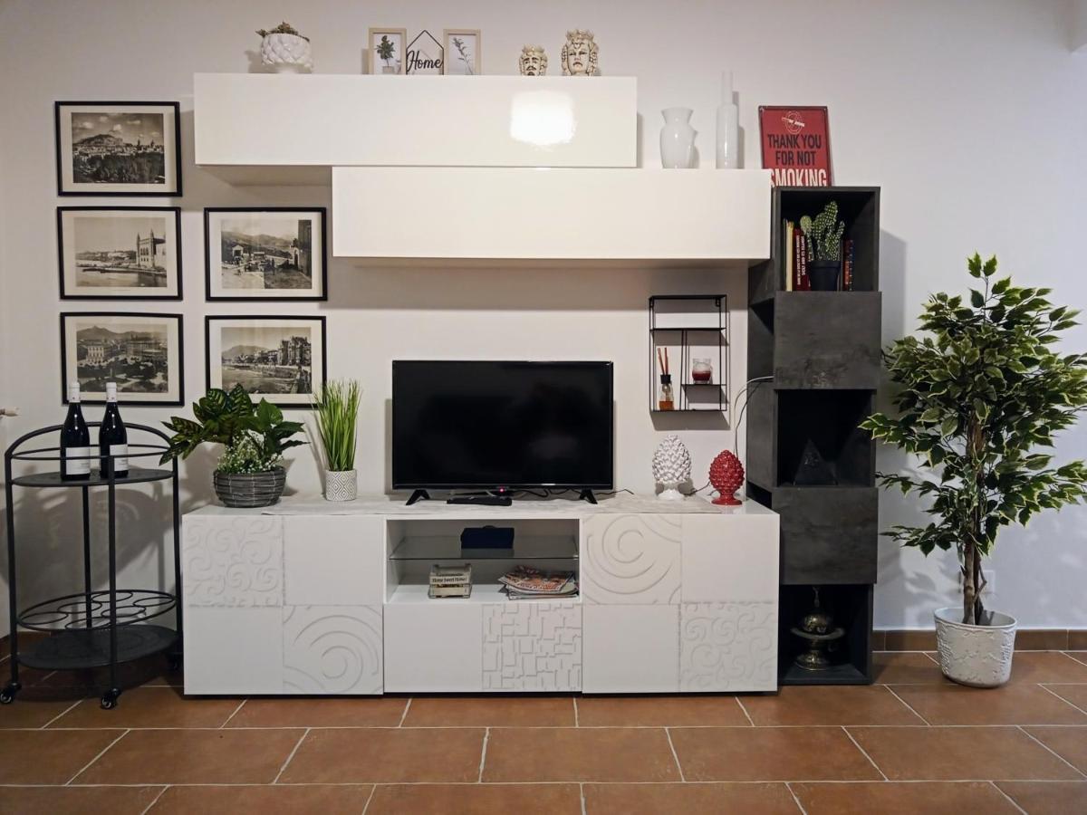 Zisa Home Ai Cantieri Culturali-Facile Posteggio In Strada No Ticket Palermo Zewnętrze zdjęcie